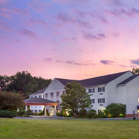 פיטספילד Best Western Plus Berkshire Hills Inn & Suites מראה חיצוני תמונה