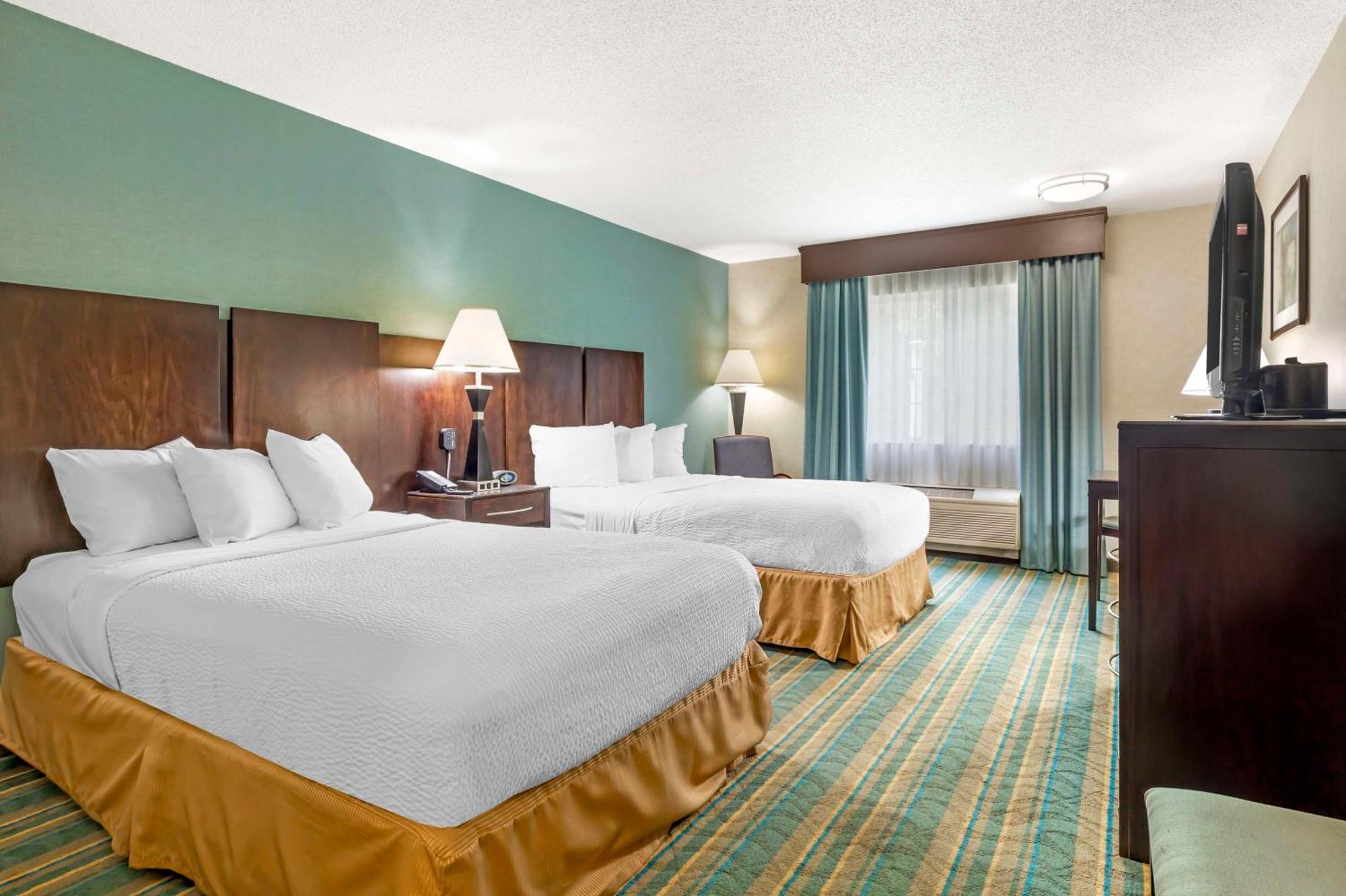 פיטספילד Best Western Plus Berkshire Hills Inn & Suites מראה חיצוני תמונה