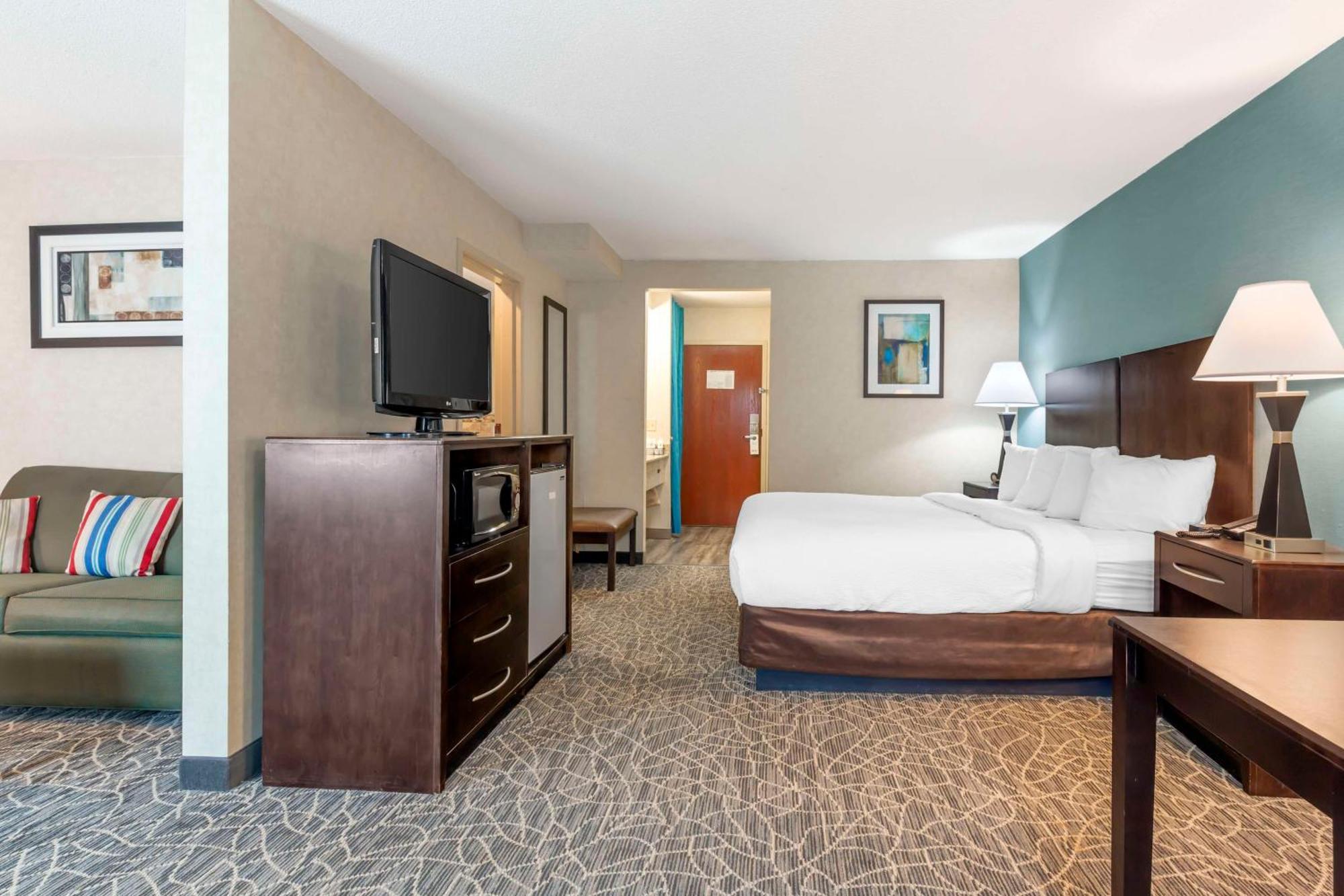 פיטספילד Best Western Plus Berkshire Hills Inn & Suites מראה חיצוני תמונה